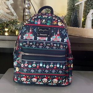 Brand Nwt Disney parks Christmas Mickey loungefly mini backpack